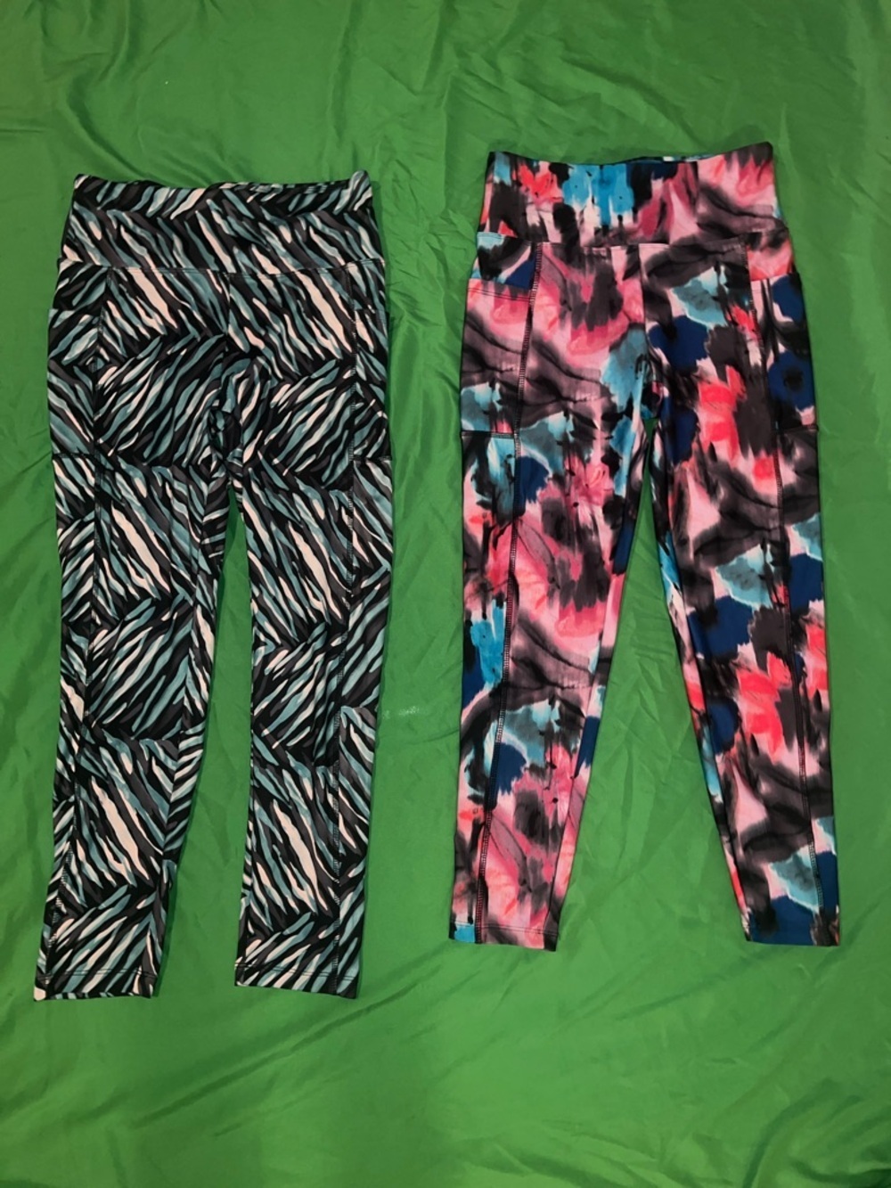 Bally Multi-Color Abstract & Teal Zebra Active Leggings Duo Size Large